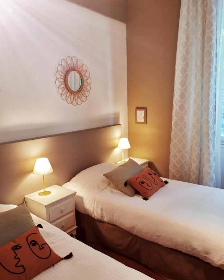Hotel Restaurant Le Bosquet Les Ponts-de-Cé エクステリア 写真