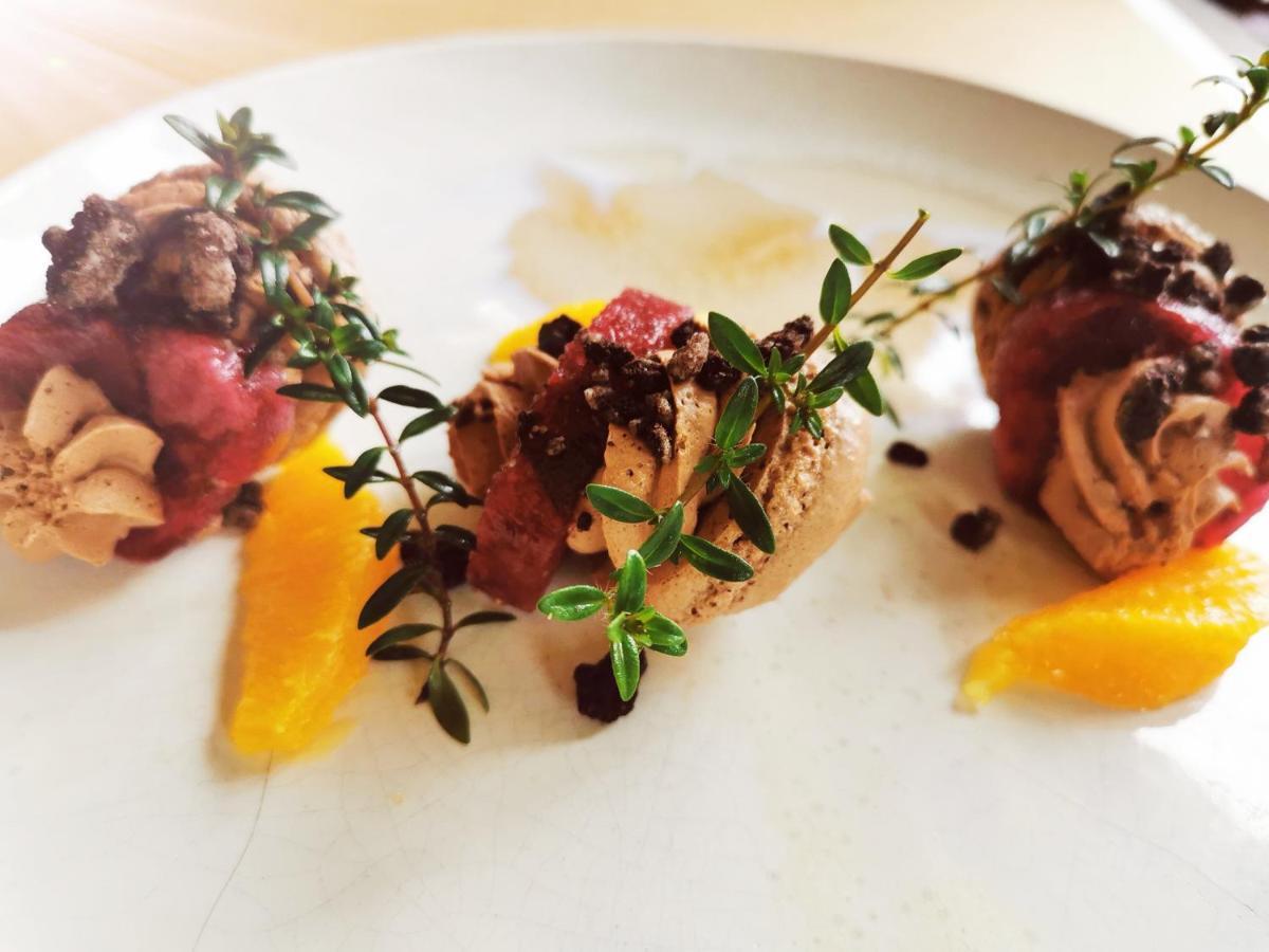 Hotel Restaurant Le Bosquet Les Ponts-de-Cé エクステリア 写真