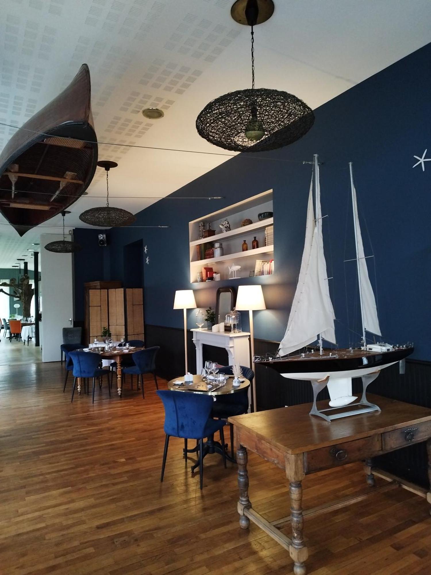 Hotel Restaurant Le Bosquet Les Ponts-de-Cé エクステリア 写真