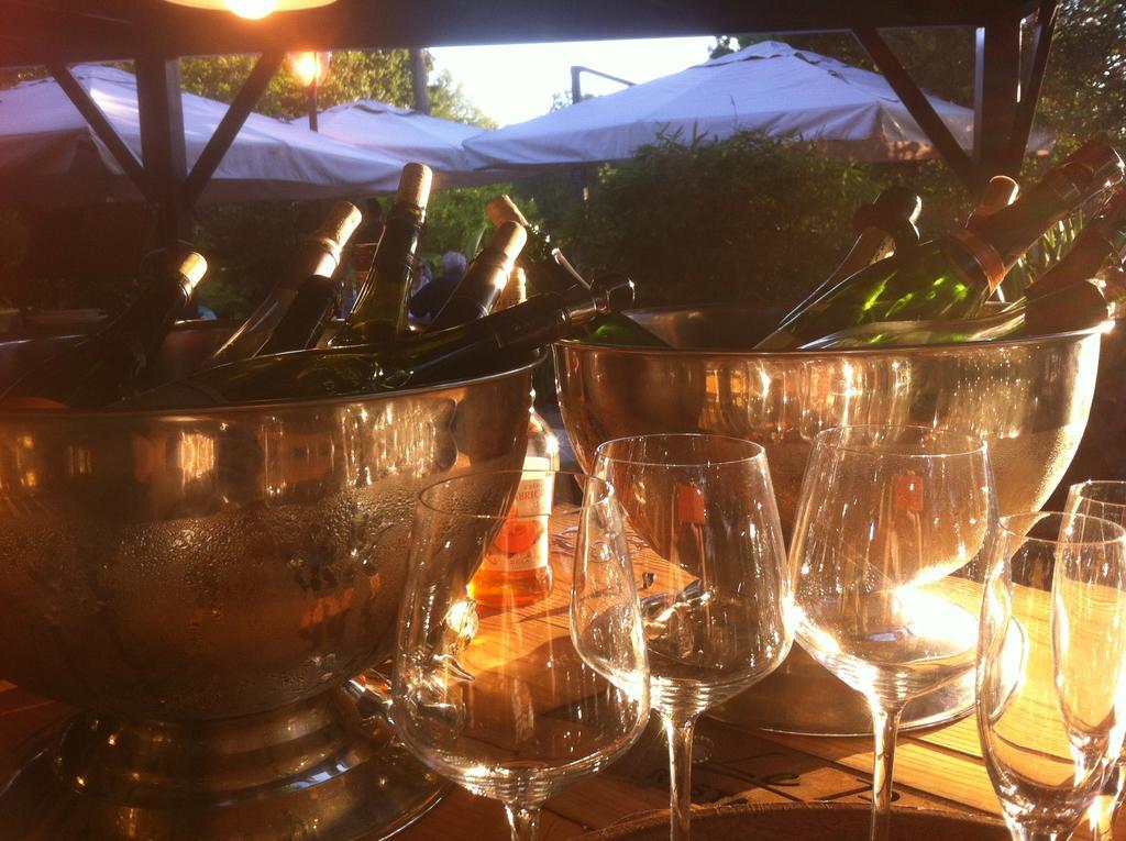 Hotel Restaurant Le Bosquet Les Ponts-de-Cé エクステリア 写真