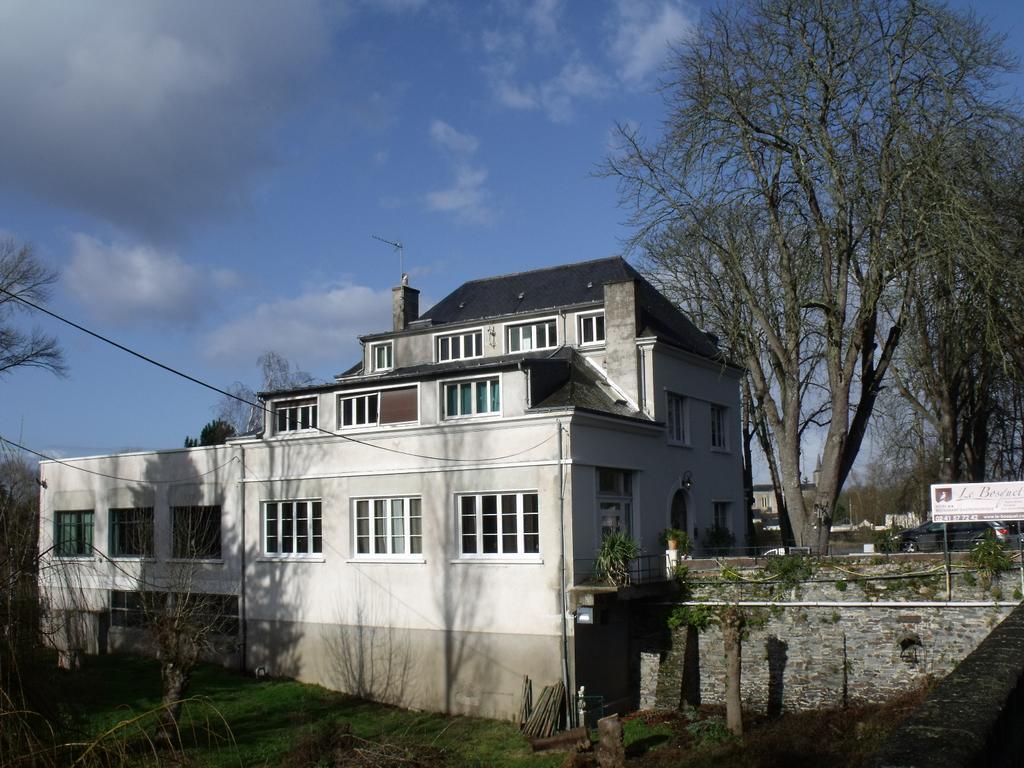 Hotel Restaurant Le Bosquet Les Ponts-de-Cé エクステリア 写真